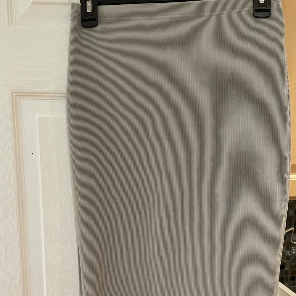 Forever 21 size small skirt